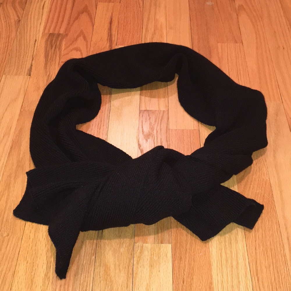Black long scarf
